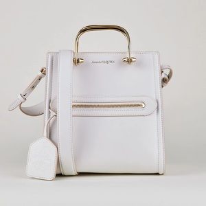 Like new Alexander McQueen Short Story bag in white